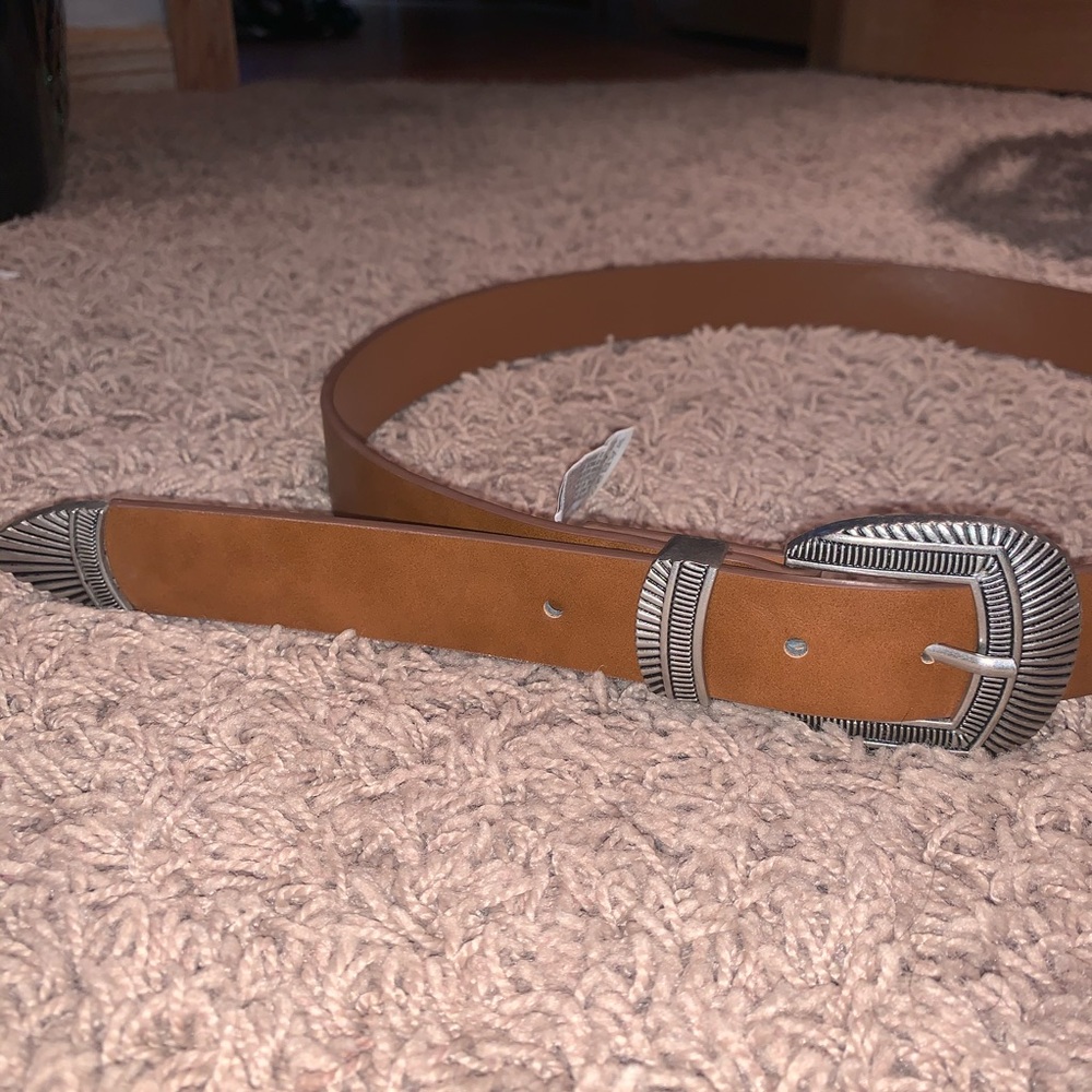 Belt - Picture 3 of 4